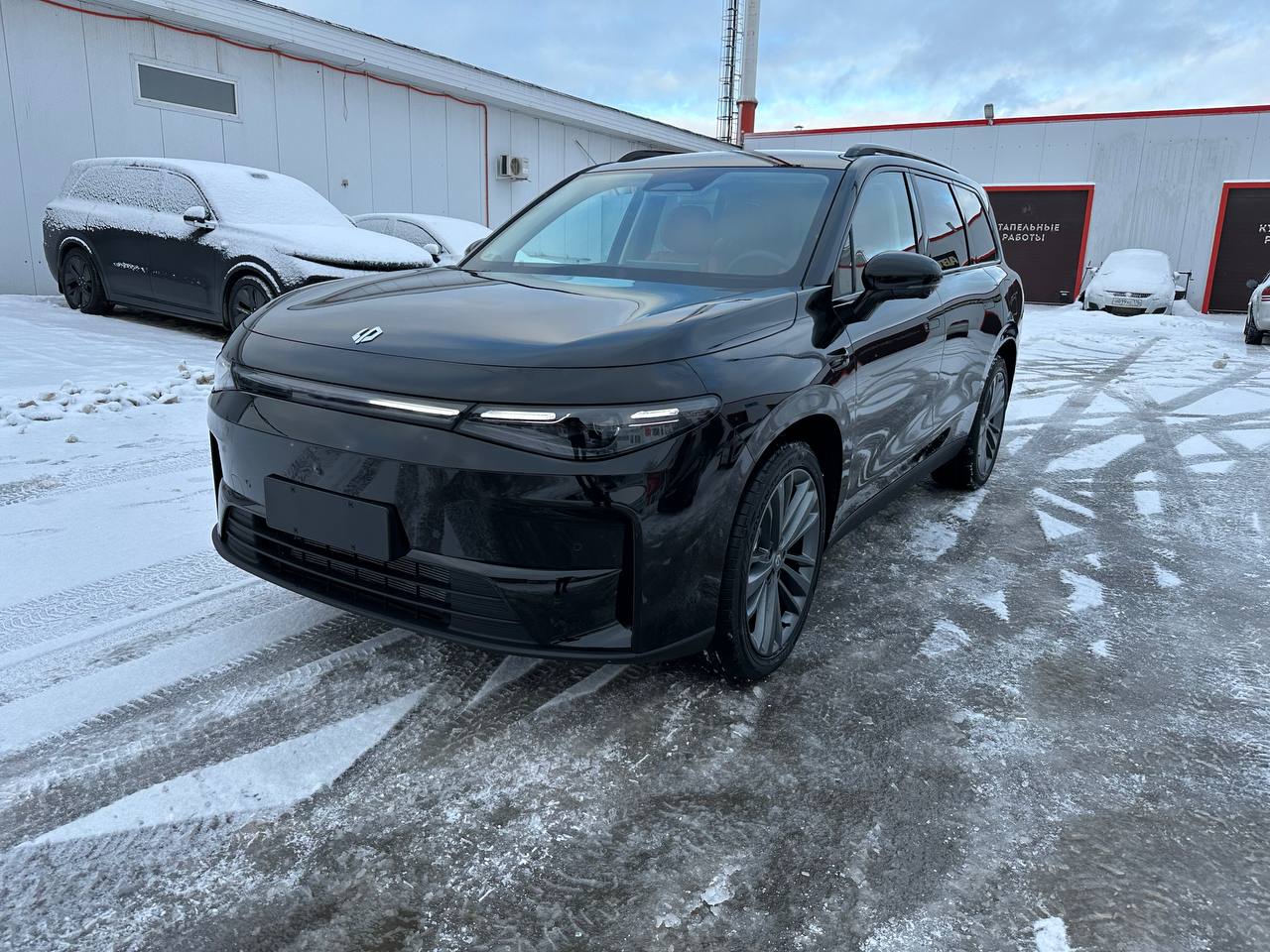 Leapmotor C16 74,9 kWh (292 л.с.) 580 Premium Edition