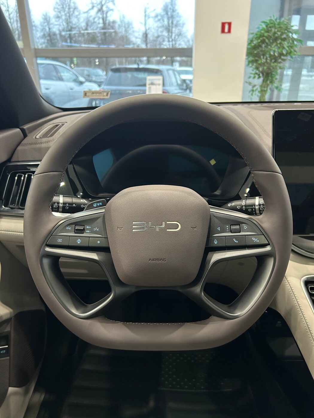 BYD Song Plus EV 2025 Smart Driving Version 605 KM Flagship