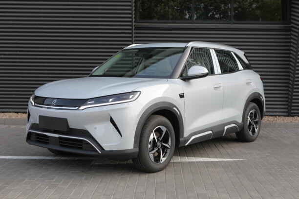 BYD Yuan UP 2025 Smart Drive 401KM Beyound