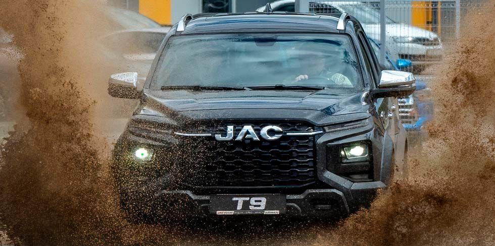 JAC T9
