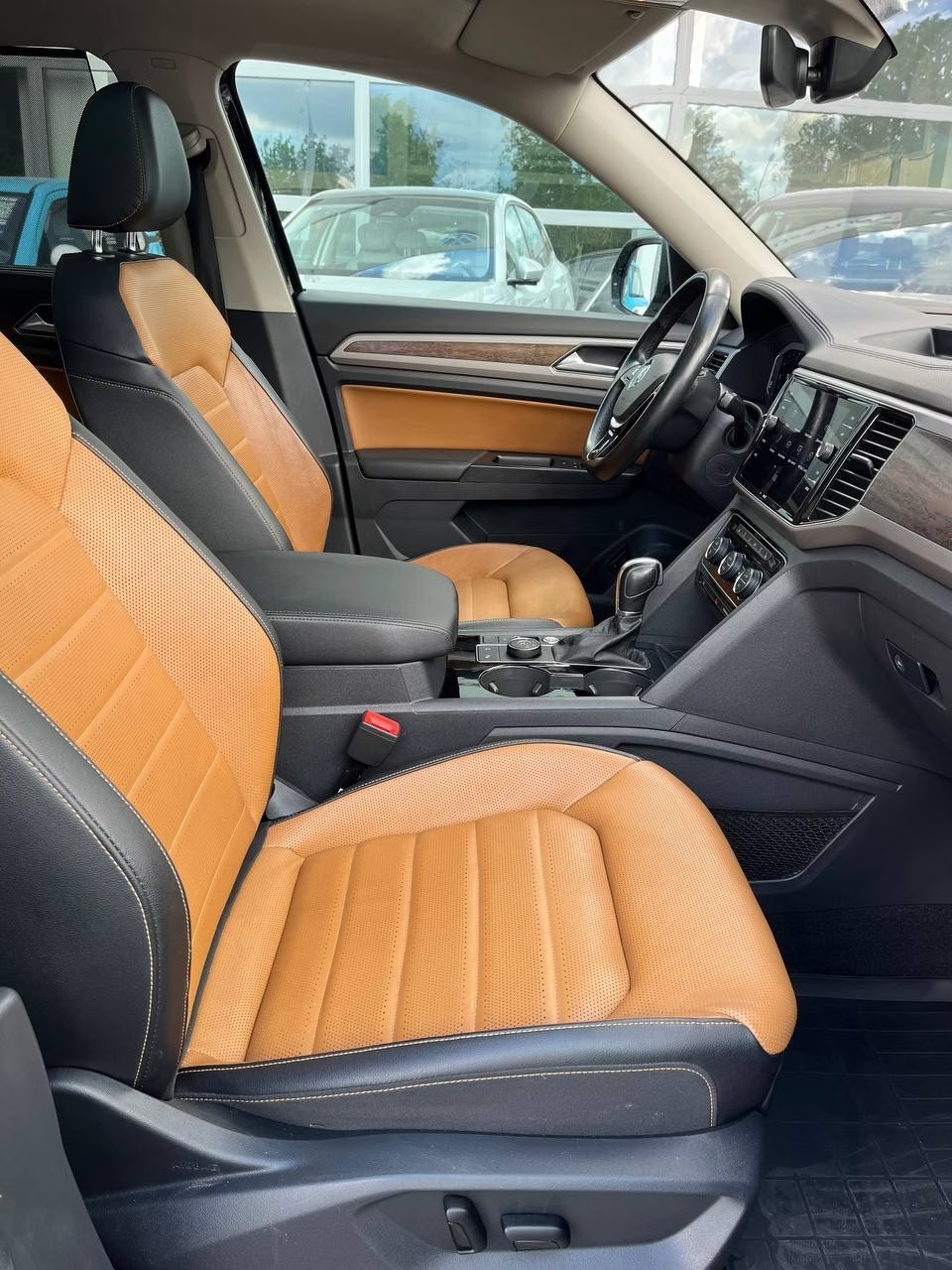 Volkswagen Teramont I, 7 мест, 2019 г.