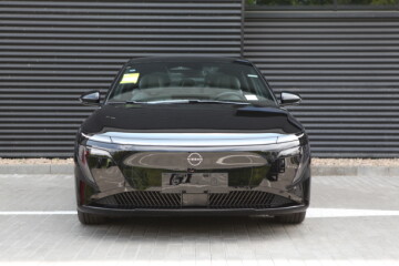 Nissan N7 625 MAX Black