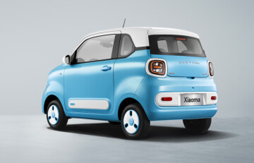 FAW Bestune Xiaoma light blue