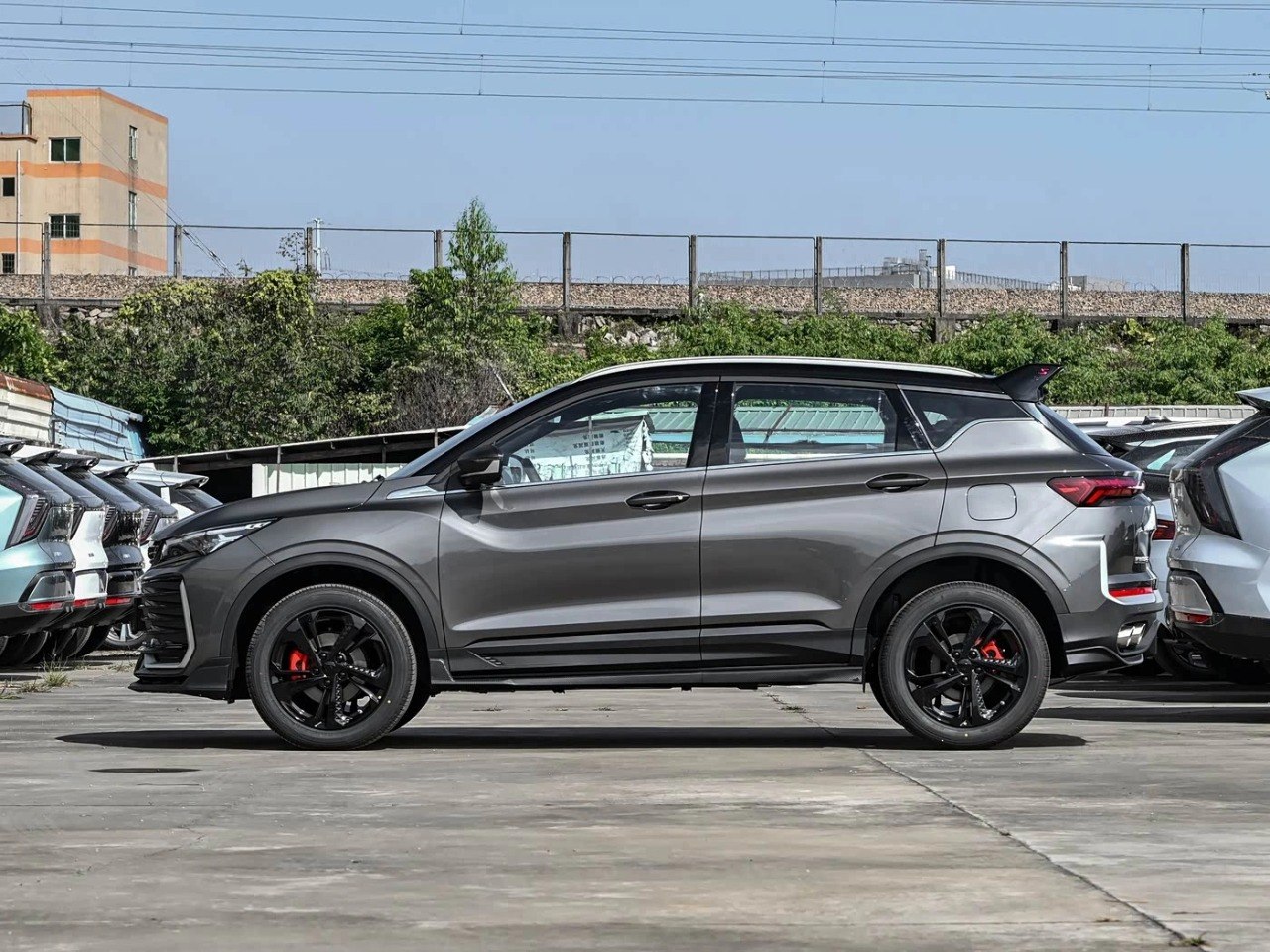 Geely Binyue L  Battle Edition